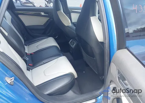 2010 Audi S4 3.0 Premium Plus z USA, uszkodzony, nr VIN WAUDGAFL2AA022546